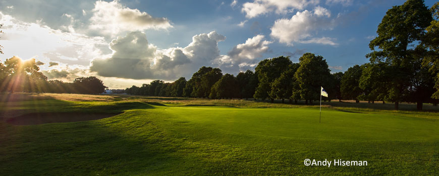  Hampton Court Palace Golf Club